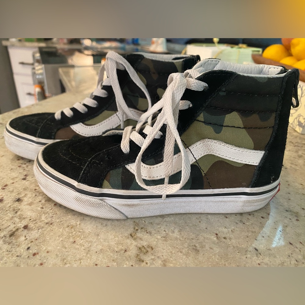 Boys camo high top Vans